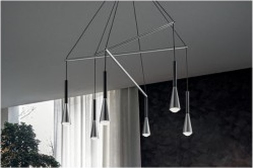 Lampadario 5 nel showroom AVM Led