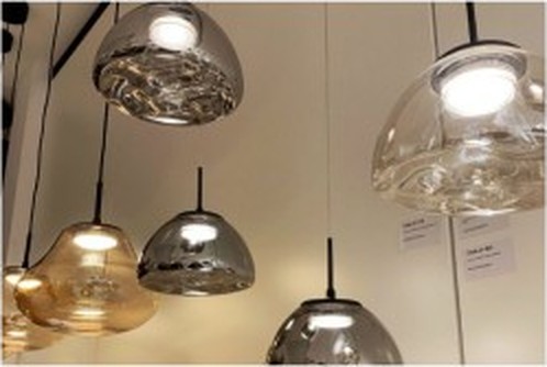 Lampadario 7 nel showroom AVM Led